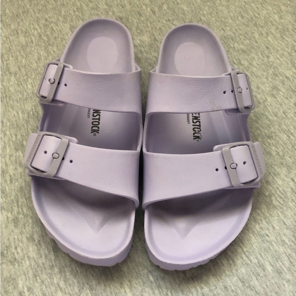 Birkenstock Arizona EVA Sandals Purple Fog
Size: EUR 39 = US 8.5